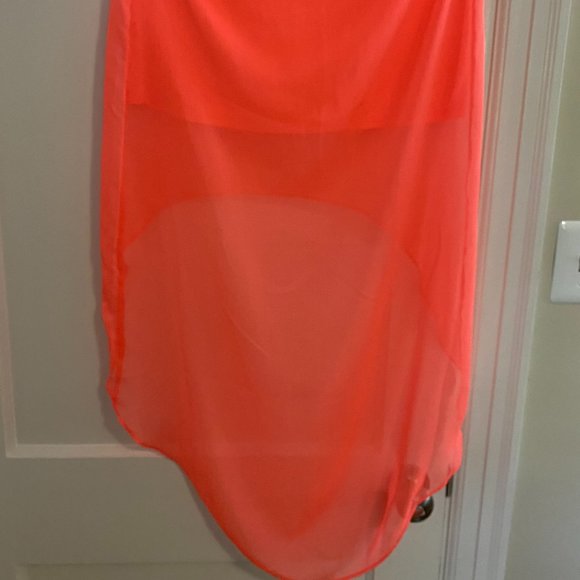 Express High-Low Pink Skirt - Picture 2 of 7